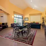 Gavian House Casa de Férias